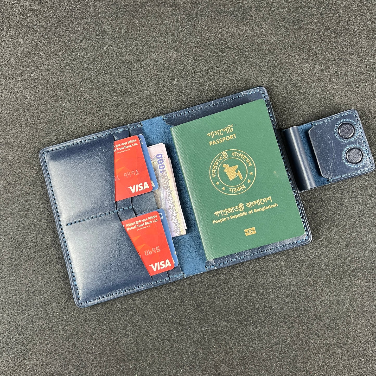 Nomaro — Passport Holder (WC-PH8)