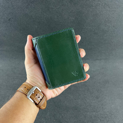 Civano — Vertical Bi-Fold Wallet (WC-V8)