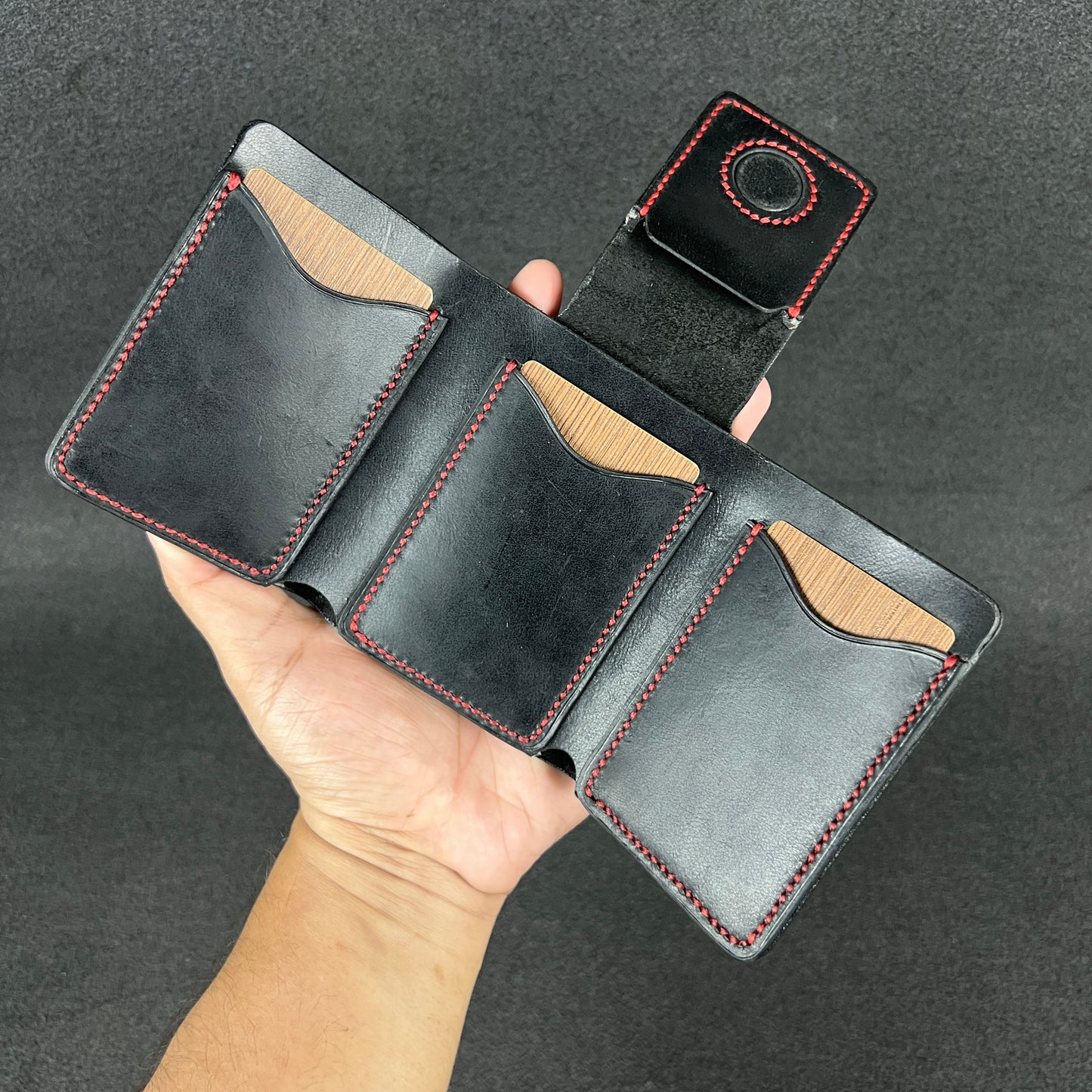 Nestro — Tri-Fold Wallet (WC-TR7)