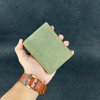 Capsue — Classic Bi-Fold Wallet (WC-C20)
