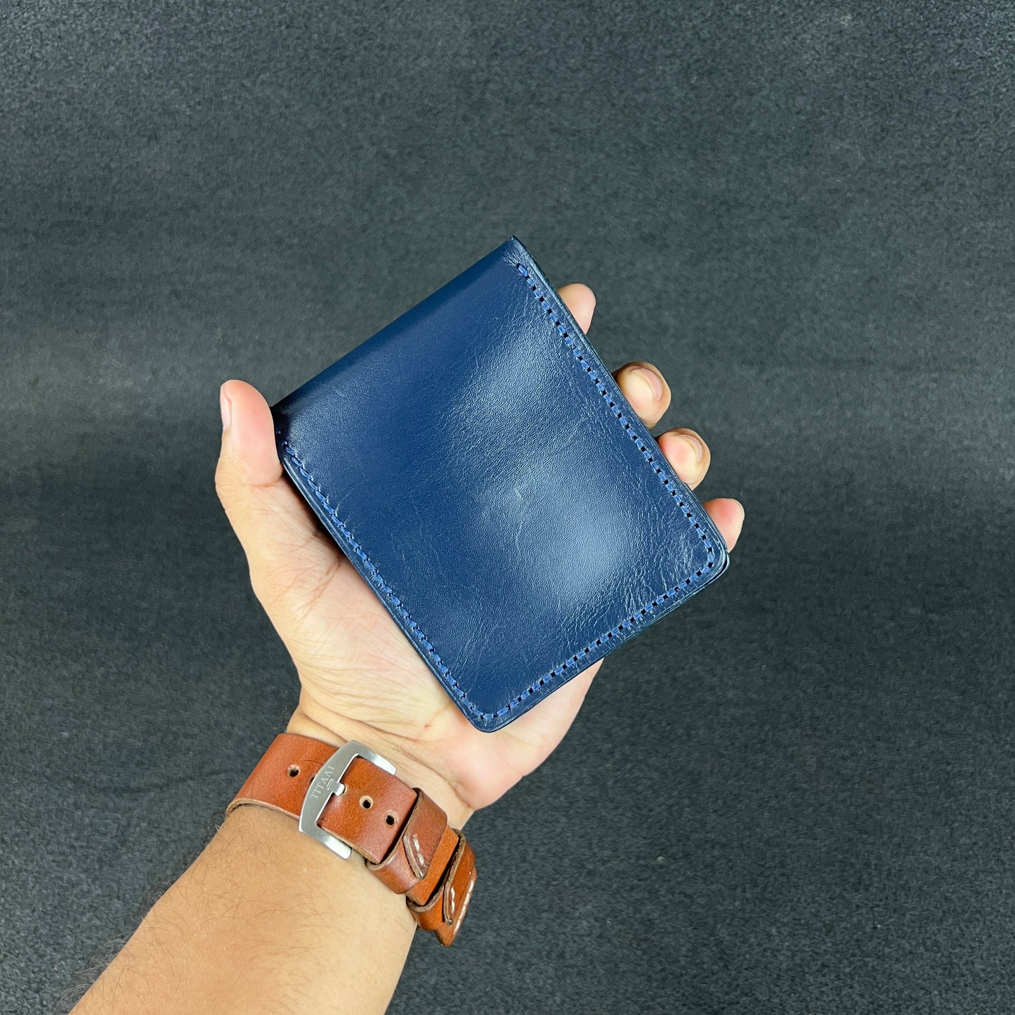 Verto — Classic Bi-Fold Wallet (WC-C39)