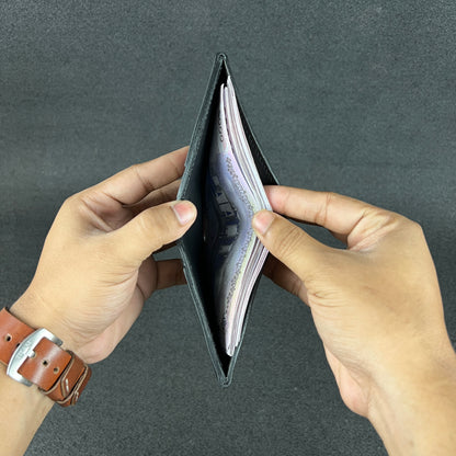 Pebble — Slimmest Classic Bi-Fold Wallet (WC-C37)