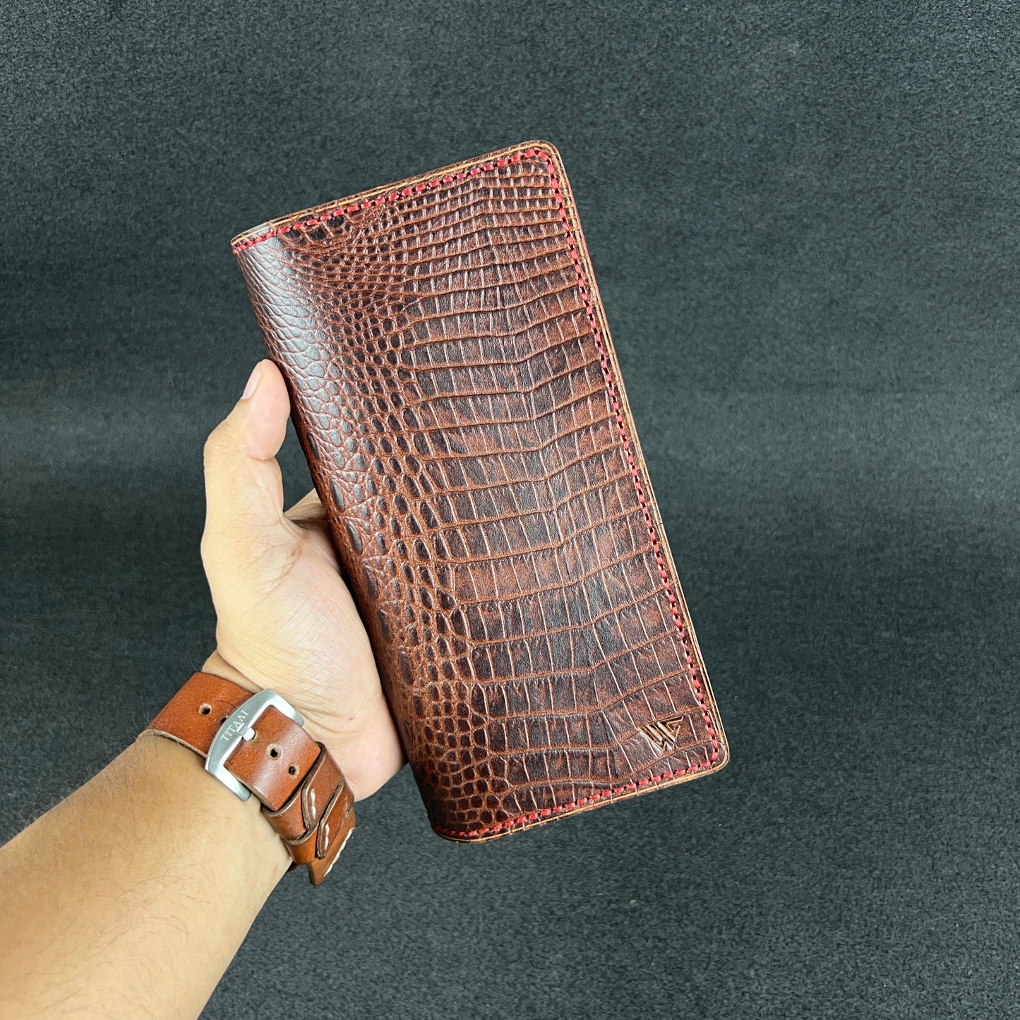 Elvra Pro — Long Wallet (WC-L16 Pro)