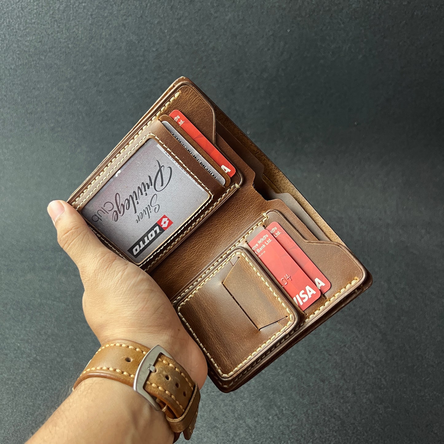 Ravelo — The Bold Fold (WC-V12)