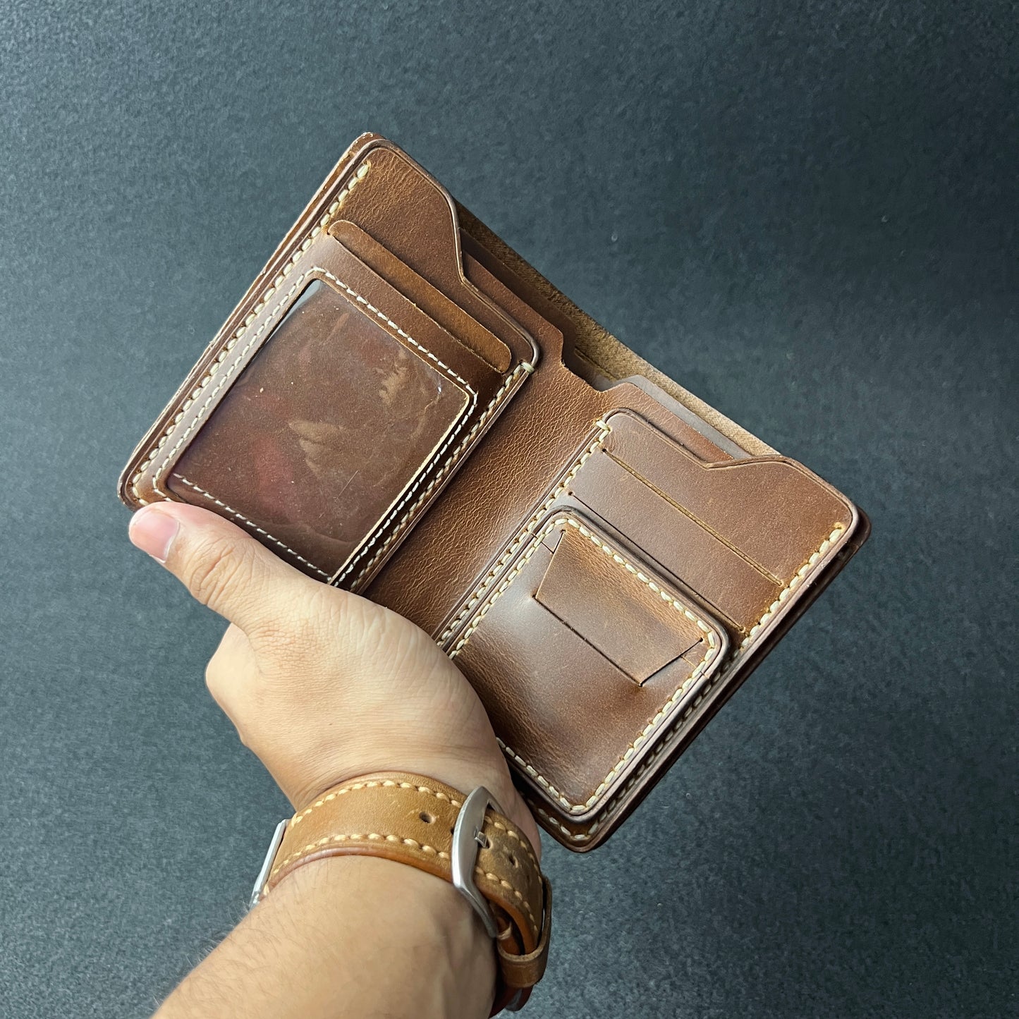 Ravelo — The Bold Fold (WC-V12)