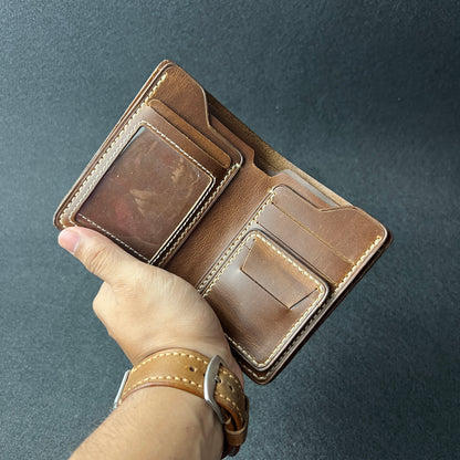 Ravelo — The Bold Fold (WC-V12)