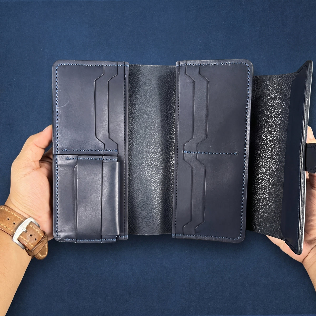 Veyra — Long Wallet (WC-L32)
